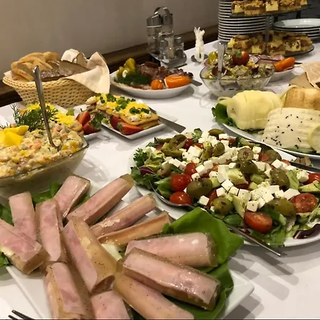 Hotel Osrodek Szkoleniowo Wypoczynkowy Roznow